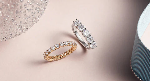 The Difference Between Eternity Bands and Classic Wedding Bands